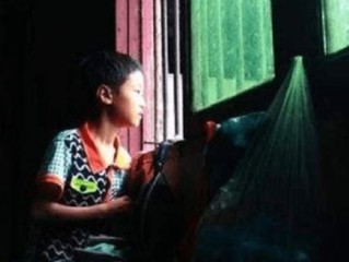 四川女子智斗毒蛇，被咬后的惊险自救之旅